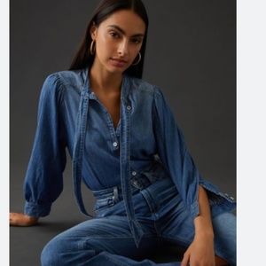 💖💖 PILCRO Tie-Neck Chambray Blouse Raw Seam Size XL